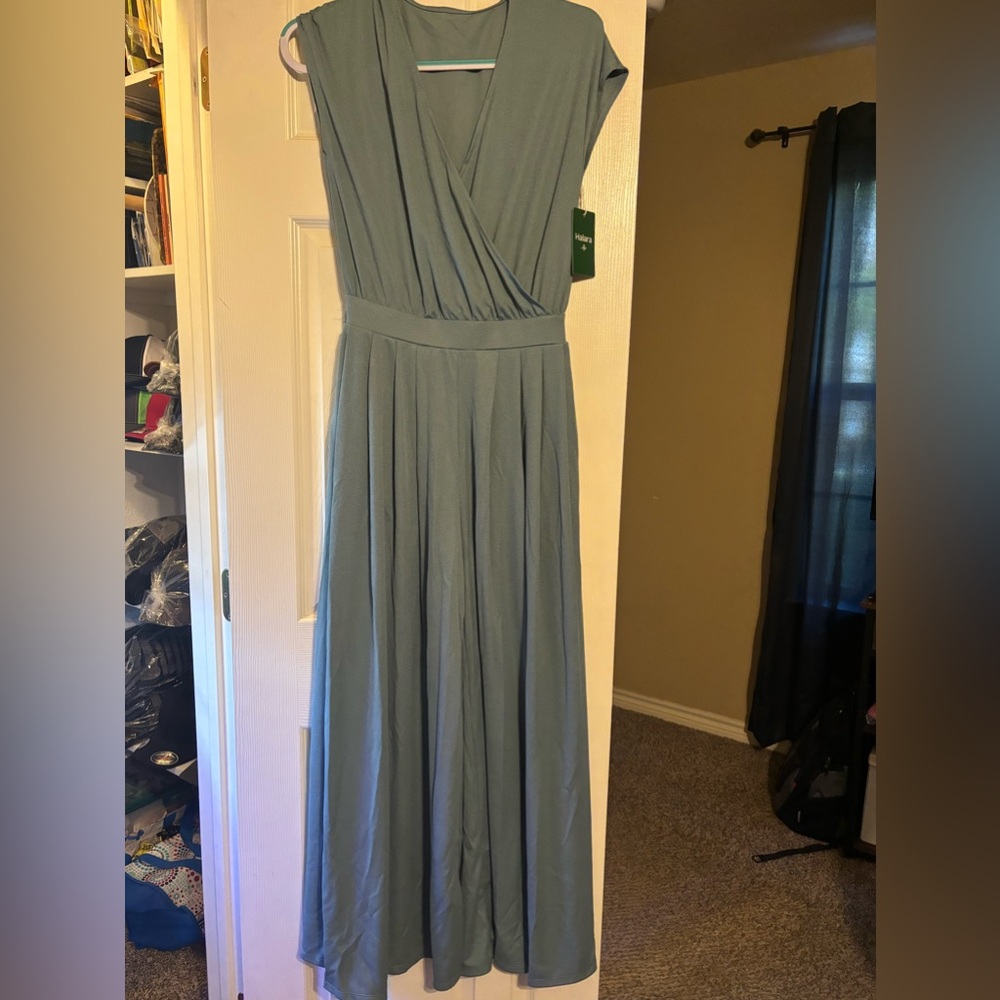 Brand New Halara Romper w/ tags - Picture 2 of 2